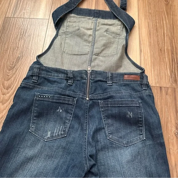 Blank NYC Crossover Distressed Denim Overalls Size 30 Medium Wash Zip Accent - Picture 10 of 16